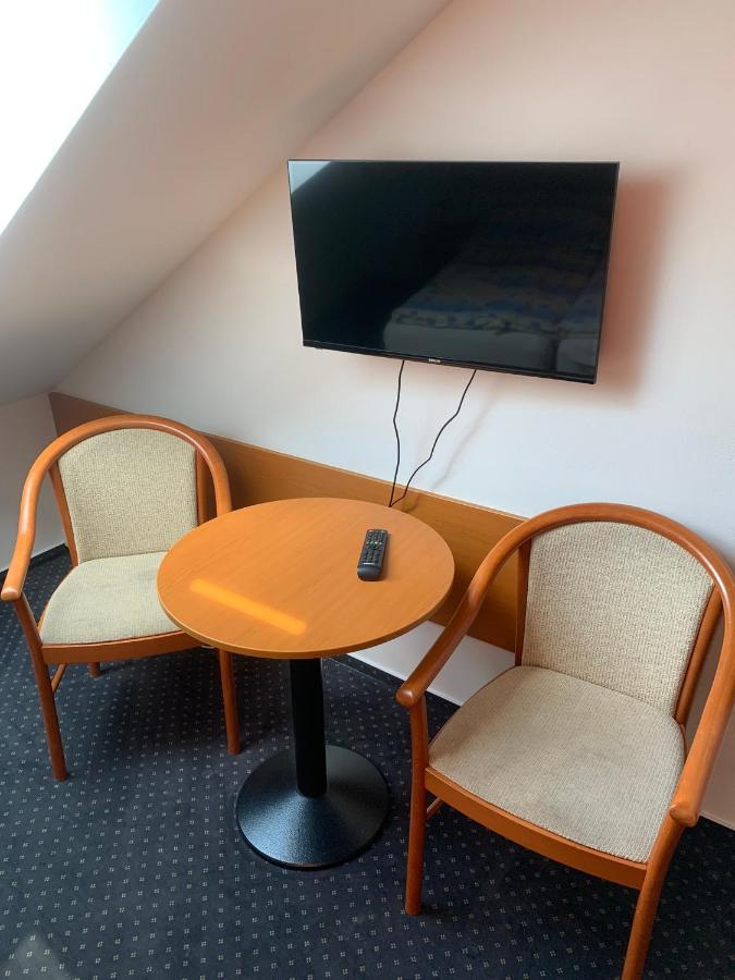 Hotel Rabbit Trhovy Stepanov ภายนอก รูปภาพ